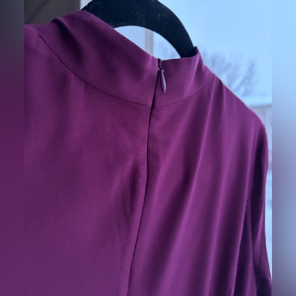 🆕 Taylor Burgundy Belted Long Sleeve V-Neck Fit & Flare Dress Size 8 Midi Hi-Low - Picture 11 of 16